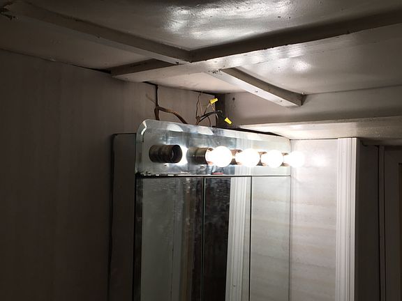 3rd image of 21644 Sherwood Ave #2