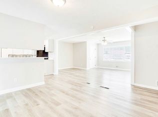 316 E Palmer Ave, Addison, IL 60101