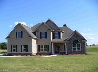 75 Moreland Oaks Dr, Moreland, GA 30259
