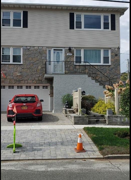 1st image of 126 Clunie Ave Floor 2