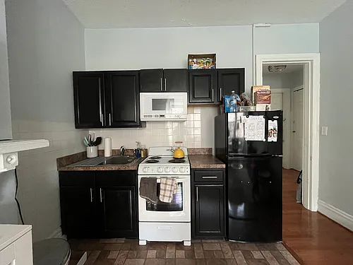 3306 Arch St #2F Photo 1