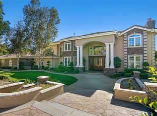 6863 Canyon Hill Dr, Riverside, CA 92506