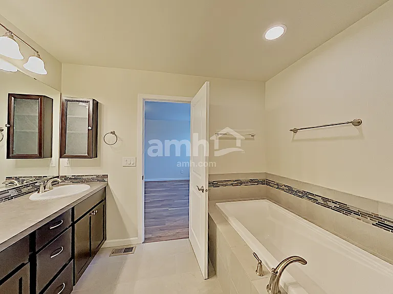 2668 Link Ave — Photo 17