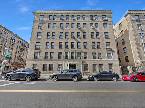 359 Fort Washington Ave APT 1B, New York, NY 10033