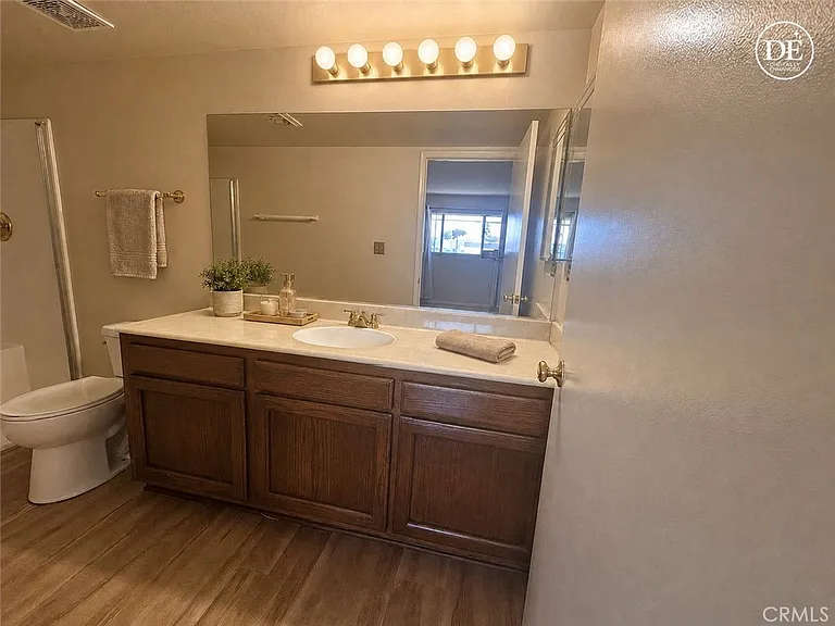 5217 Satsuma Ave #4 — Photo 10