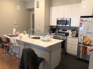 53 Glenville Ave #TOWNHOUSE, Allston, MA 02134