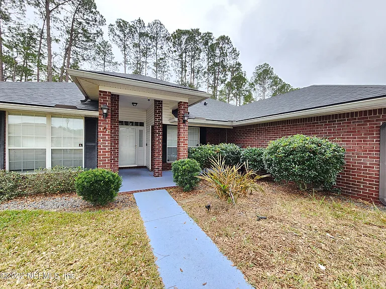 1589 Guardian Ct — Photo 4