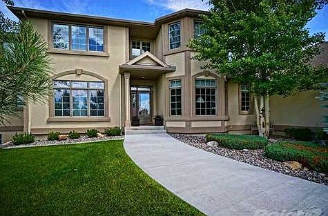 1st image of 915 Bluegrass Dr W