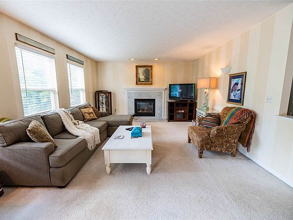 5th image of 2059 Woodmere Ct