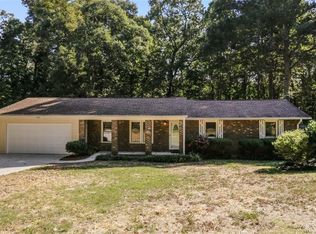 1061 Rabun Dr NW, Lilburn, GA 30047
