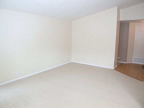 4th image of 1255 Rosewood Ct Unit D2