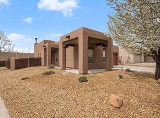 4744 Sundial Way, Santa Fe, NM 87507