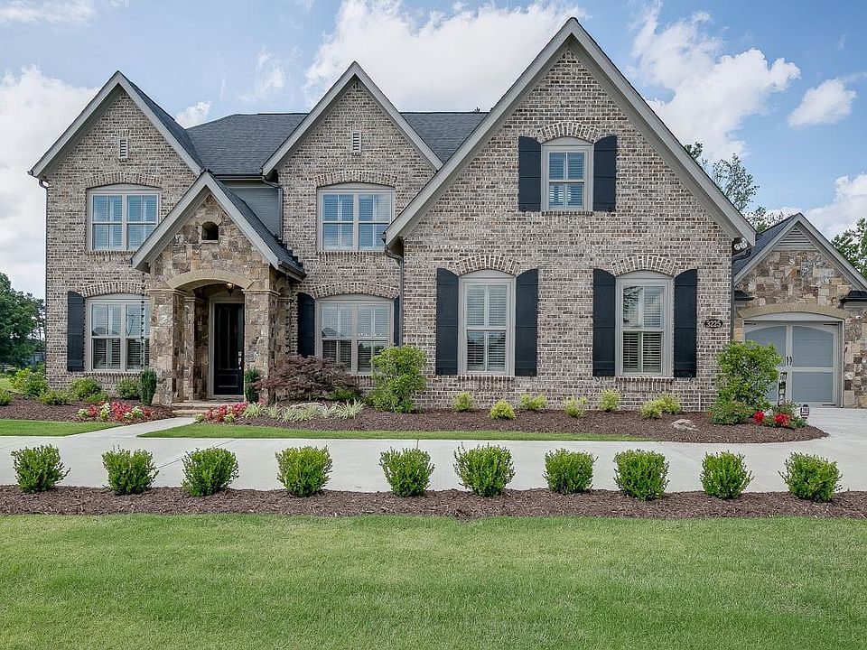 2 Montebello Lot 5 Model UPDATE EXTERIOR