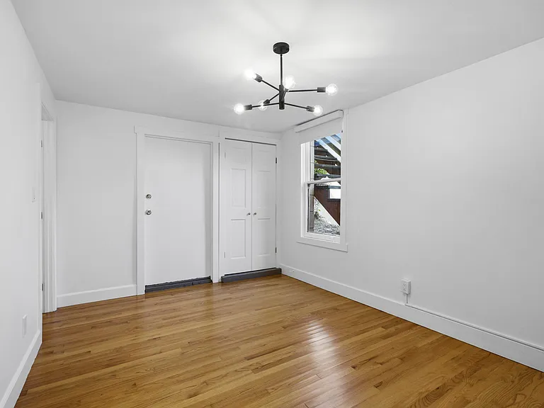 452 Oak St #4 — Photo 29