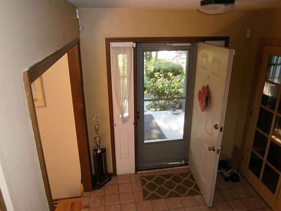 2nd image of 15 Wyncroft Dr