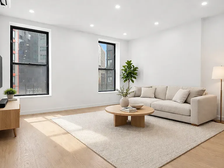192 Flatbush Ave #4E — Photo 1