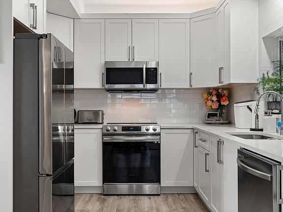 4th image of 750 Hot Springs Rd #17