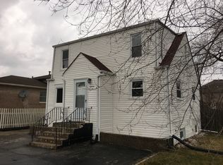 9753 S Merton Ave, Oak Lawn, IL 60453