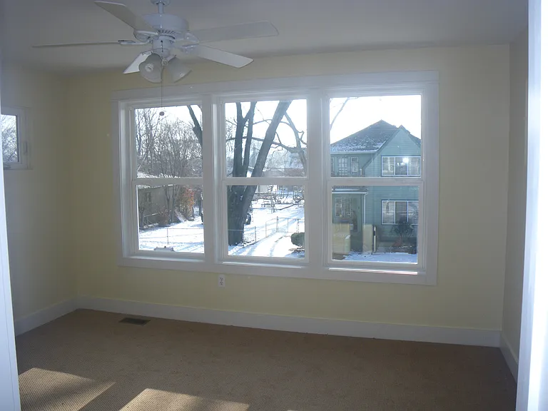 22485 Milner St — Photo 7