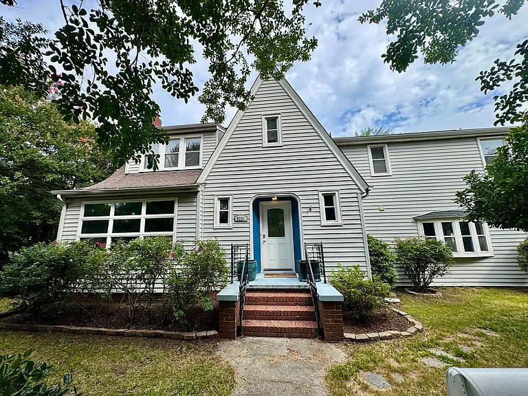 9251 Atwood Ave — Photo 49