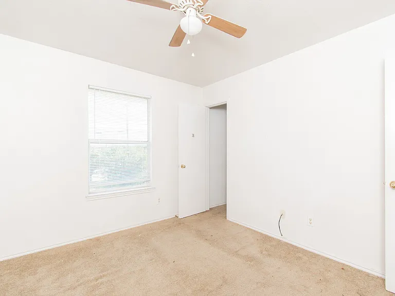 1114 Horizon Dr #C — Photo 7