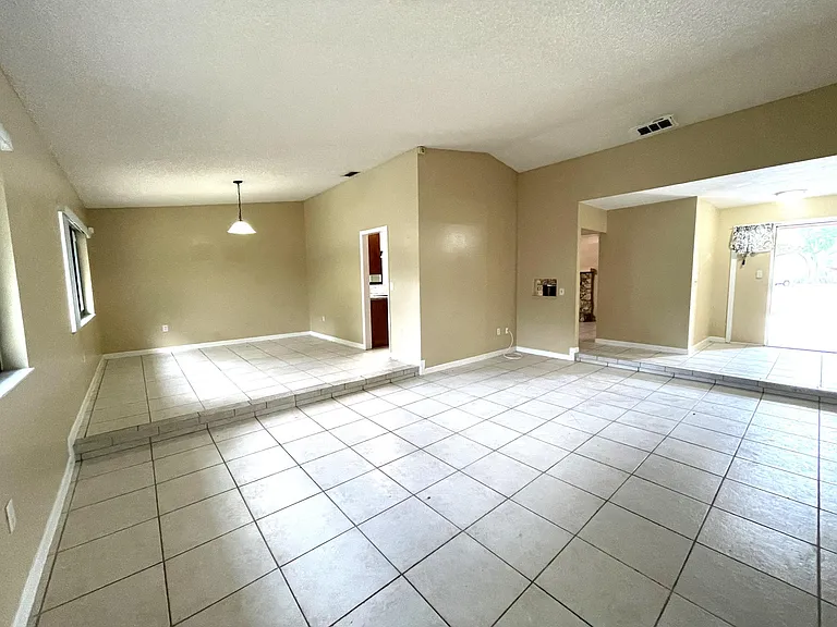 8422 Margarita Dr — Photo 7