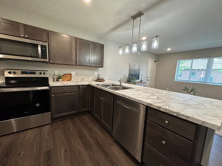 2340 Y St #1 — Photo 1
