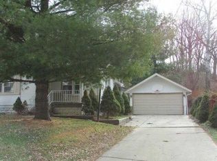 219 Linden Ave, Council Bluffs, IA 51503