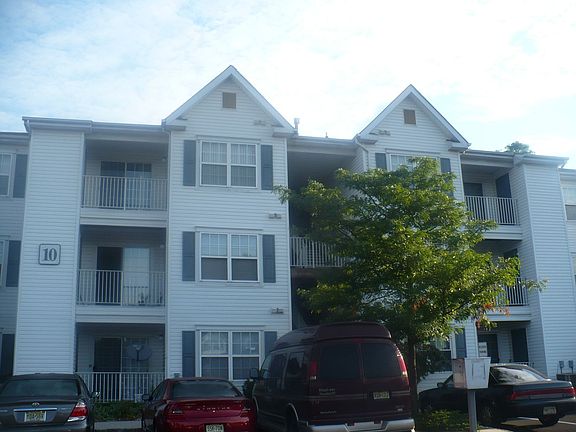 2nd image of 1034 Waterford Dr