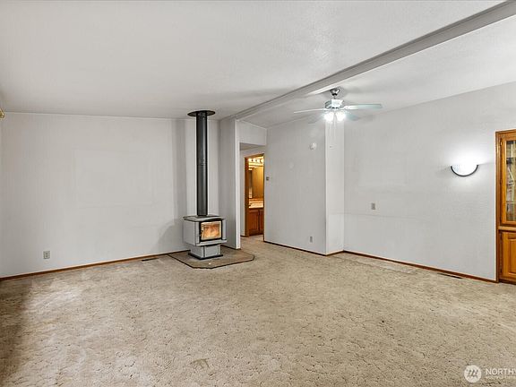5th image of 16620 78th Avenue NW