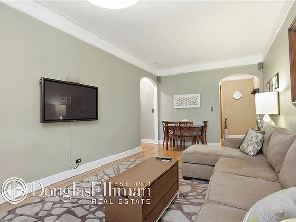 2nd image of 320 E 83rd St APT 1C