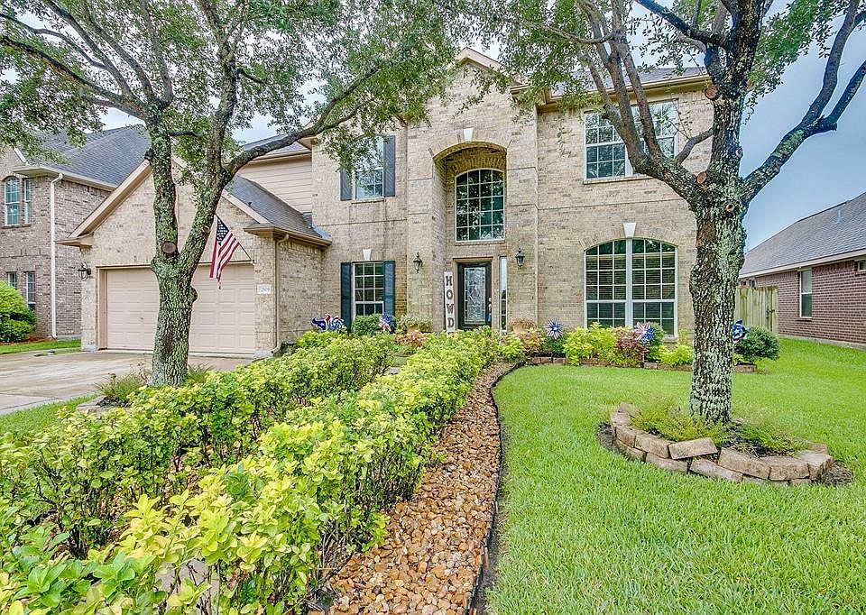 1st image of 2509 Pine Brook Dr