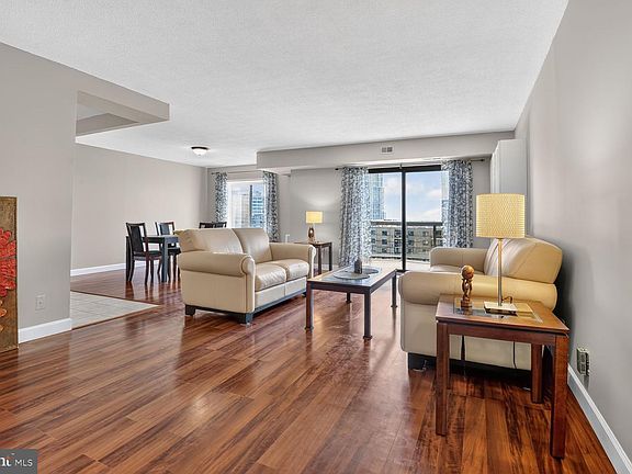 5th image of 8350 Greensboro Dr APT 1009