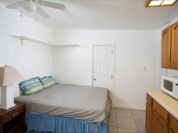 2nd image of 1515 Josephine St #B