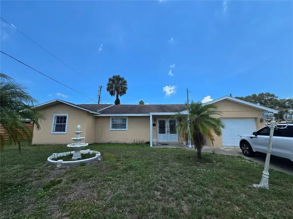 924 31st St E, Palmetto, FL 34221