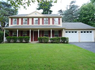 15456 Indianola Dr, Derwood, MD 20855