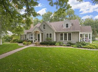 100 Holly Rd, Hopkins, MN 55343