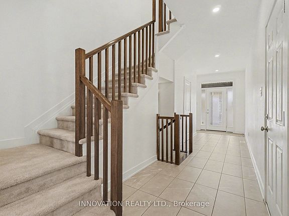 3rd image of 646 Rathburn Ln