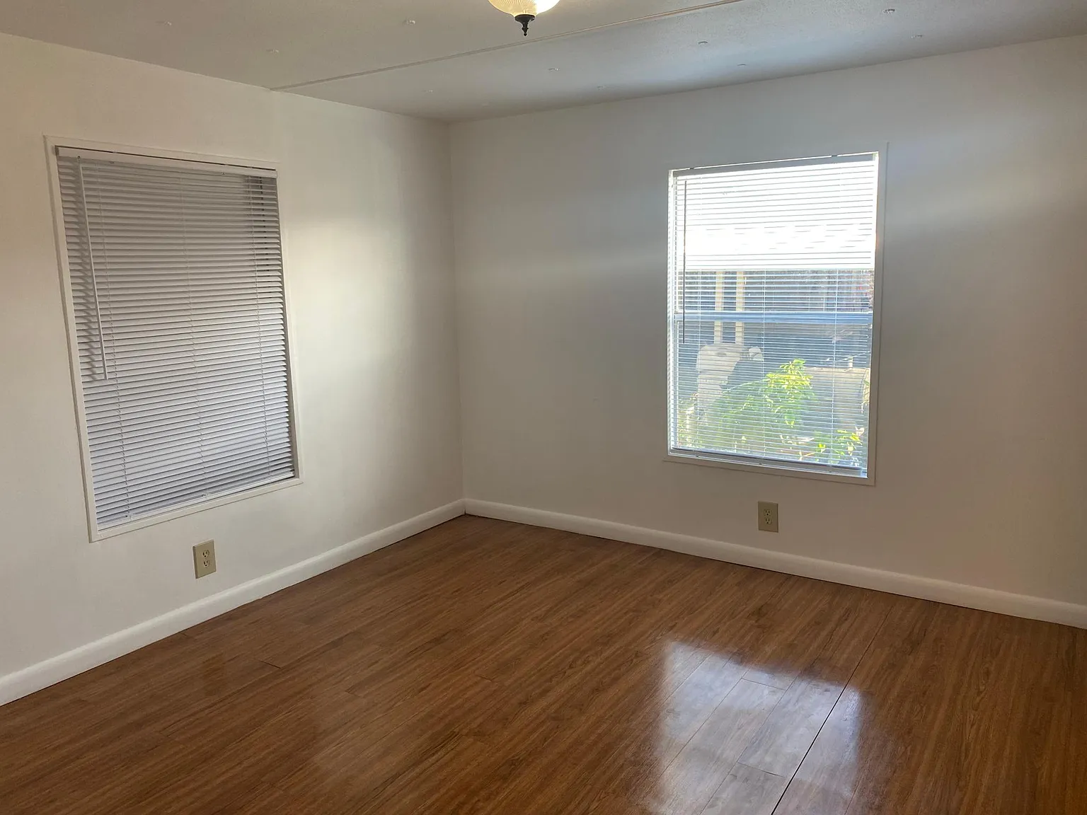 4 bed, 1217 sqft, $2,800 — Photo 3