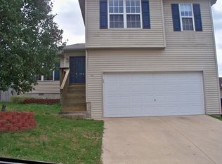 108 Mystic Ave, Hollister, MO 65672