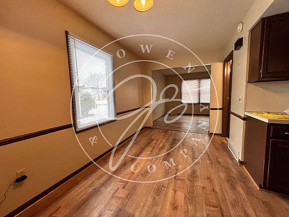 5th image of 6766 Woodlake Dr