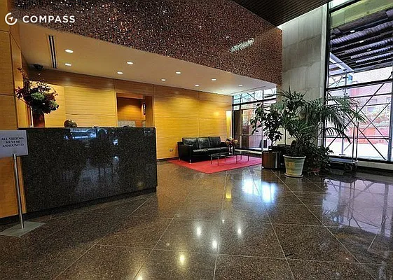 Rented by Compass | media 33