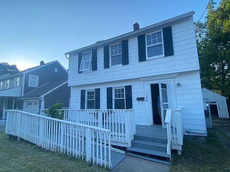 100 Kimble Rd — Photo 1