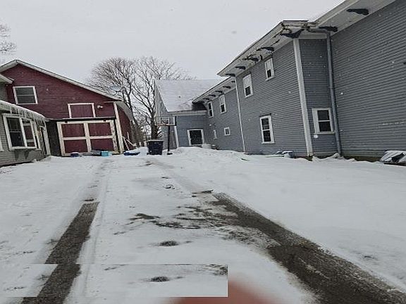 4th image of 199 Cedar St
