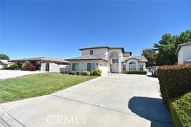 2nd image of 18142 Clearhaven Ln