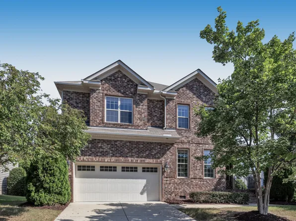 1041 Pueblo Ridge Pl, Cary, NC 27519