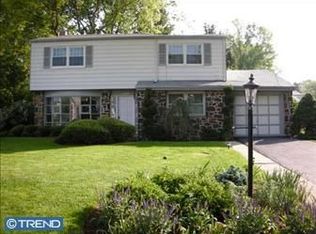 535 Evergreen Ln, Lafayette Hill, PA