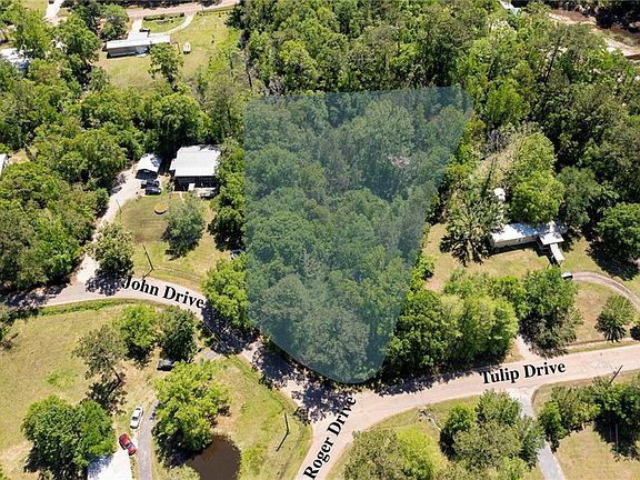 4th image of 209 John Dr