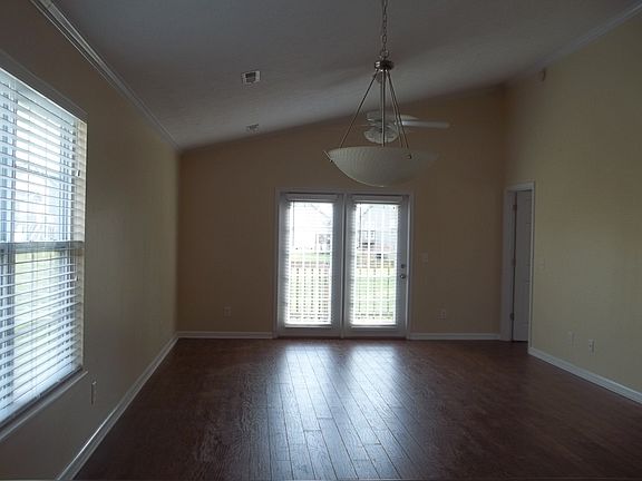 4th image of 1331 William Holt Blvd
