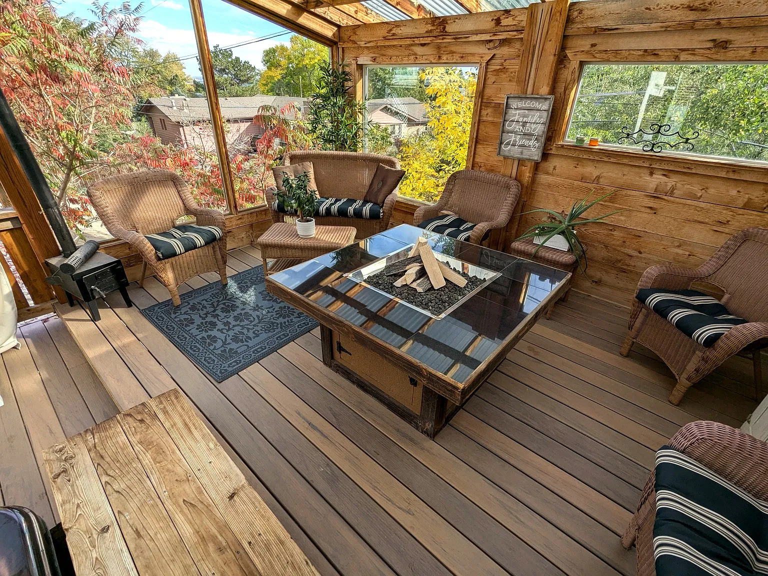 2 bed, 1200 sqft, $2,400 — Photo 3